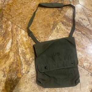 Vintage Olive Green US Army Map Case/Shoulder Bag